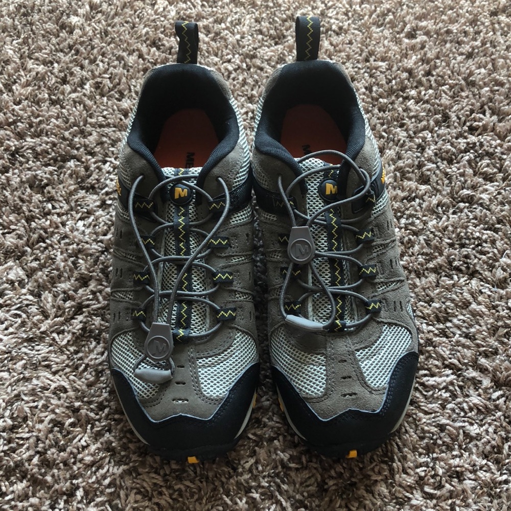 Brand new never worn Merrell trail runners.